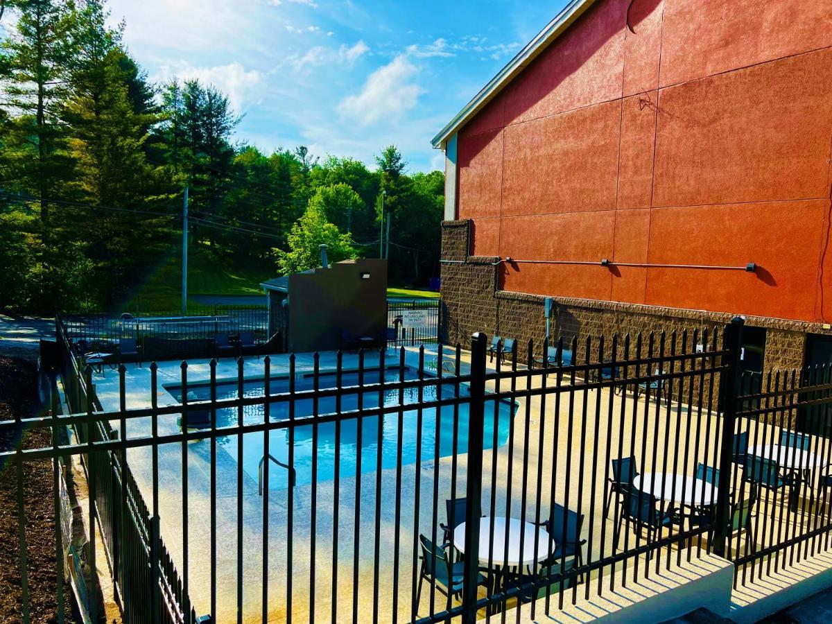 Holiday Inn Express Blowing Rock South By Ihg Экстерьер фото