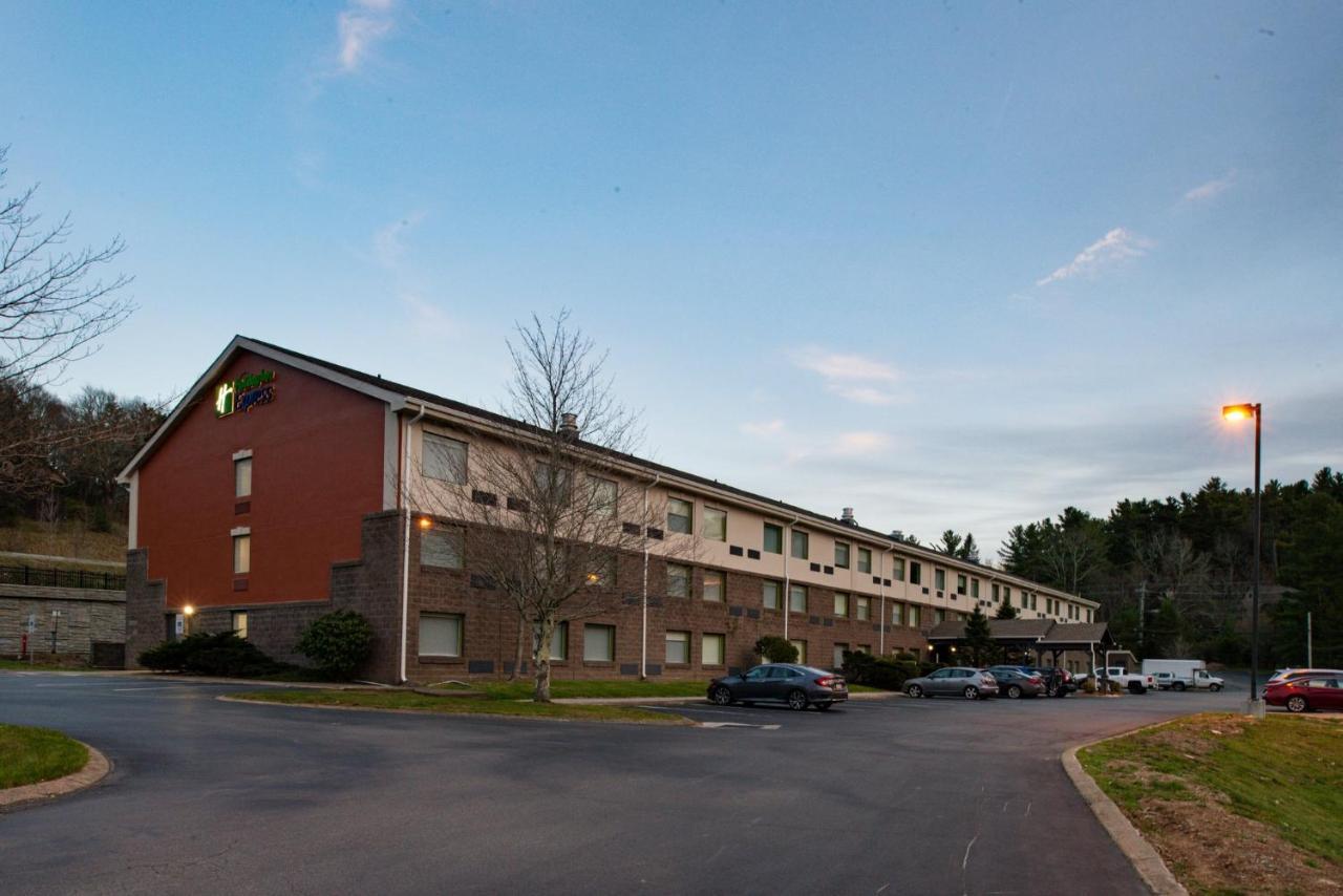 Holiday Inn Express Blowing Rock South By Ihg Экстерьер фото