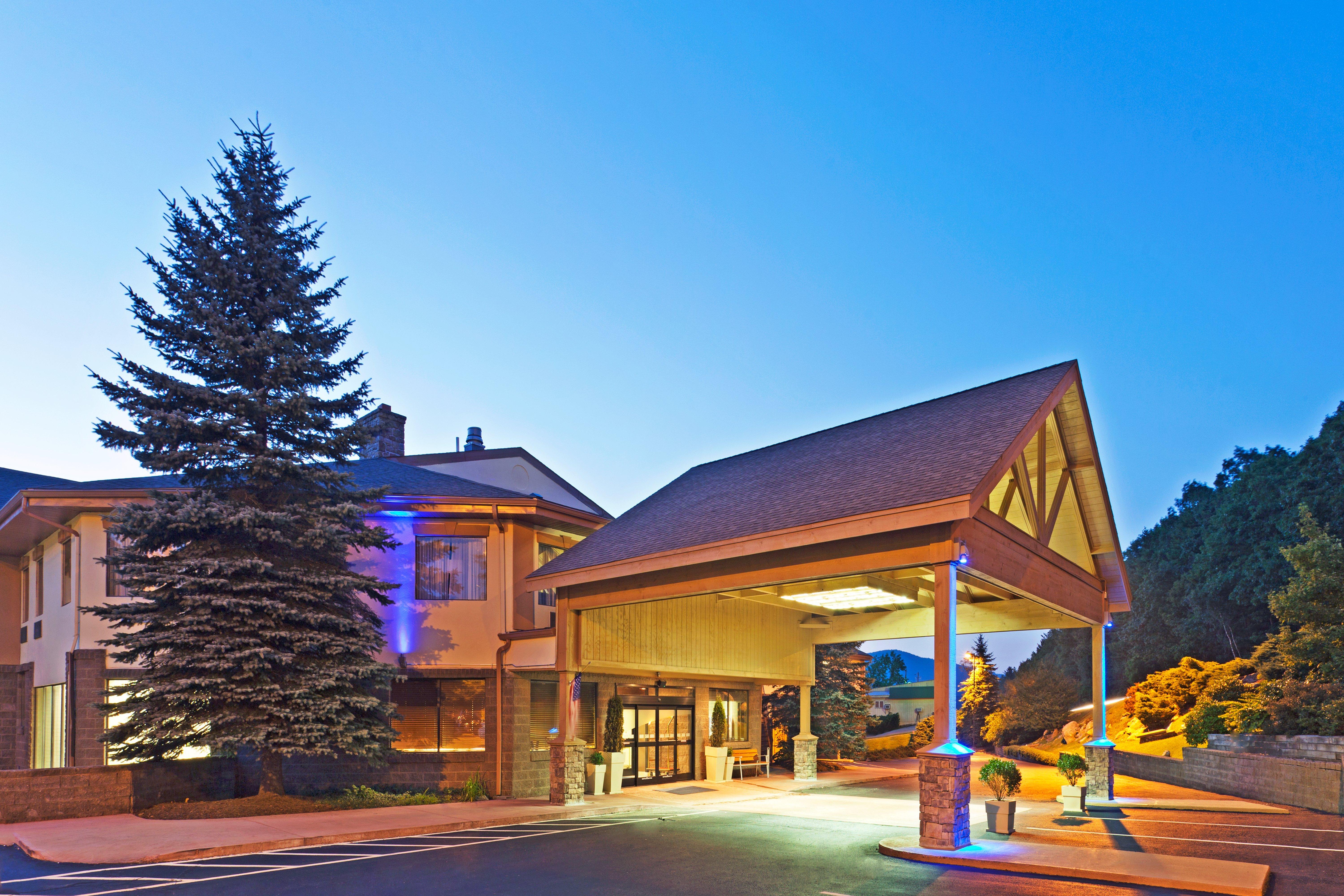 Holiday Inn Express Blowing Rock South By Ihg Экстерьер фото